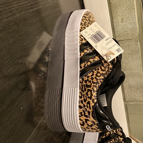 New Adidas Court Leopard Print - Picture 4 of 7